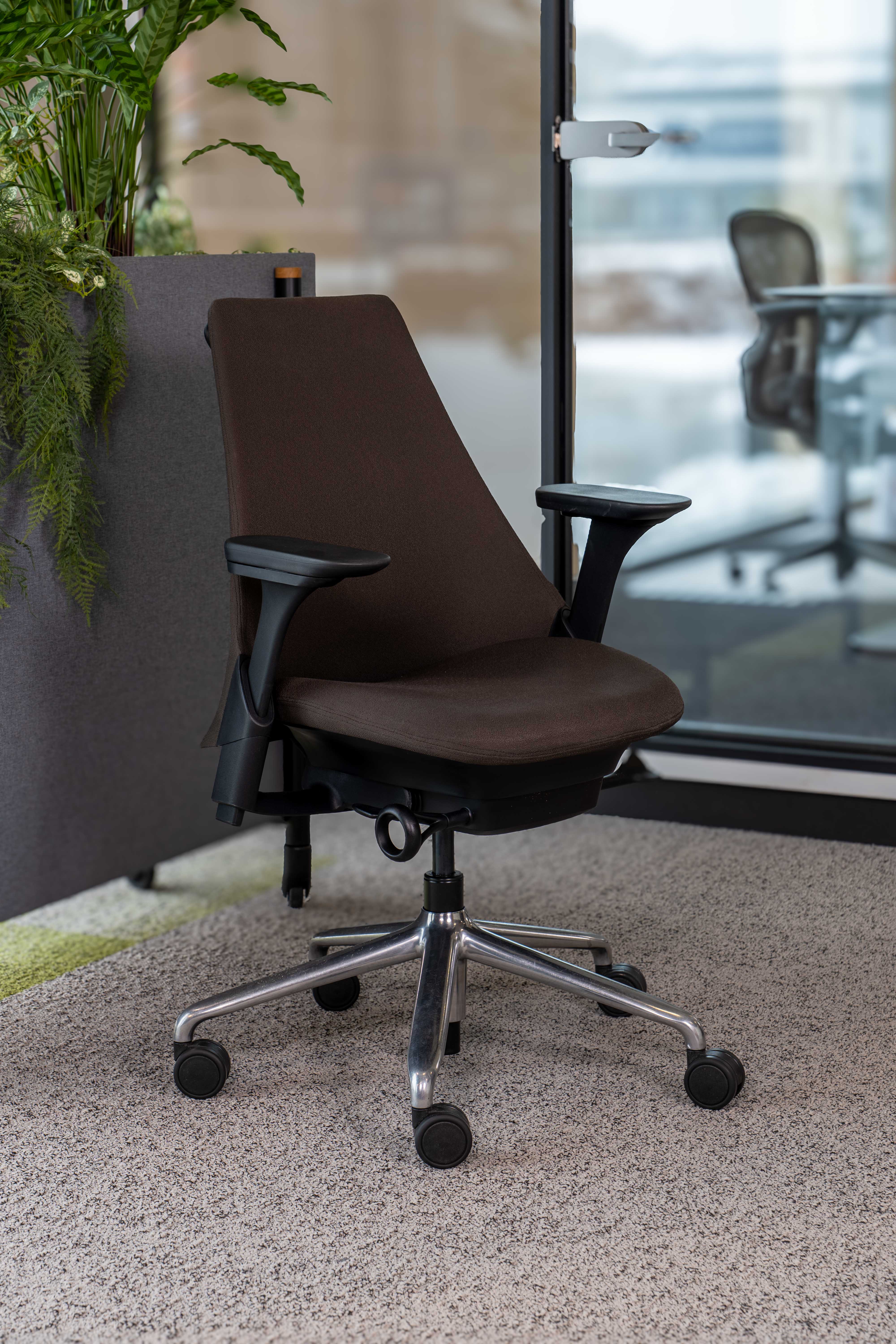 Herman Miller Sayl Refurbished con todas las opciones