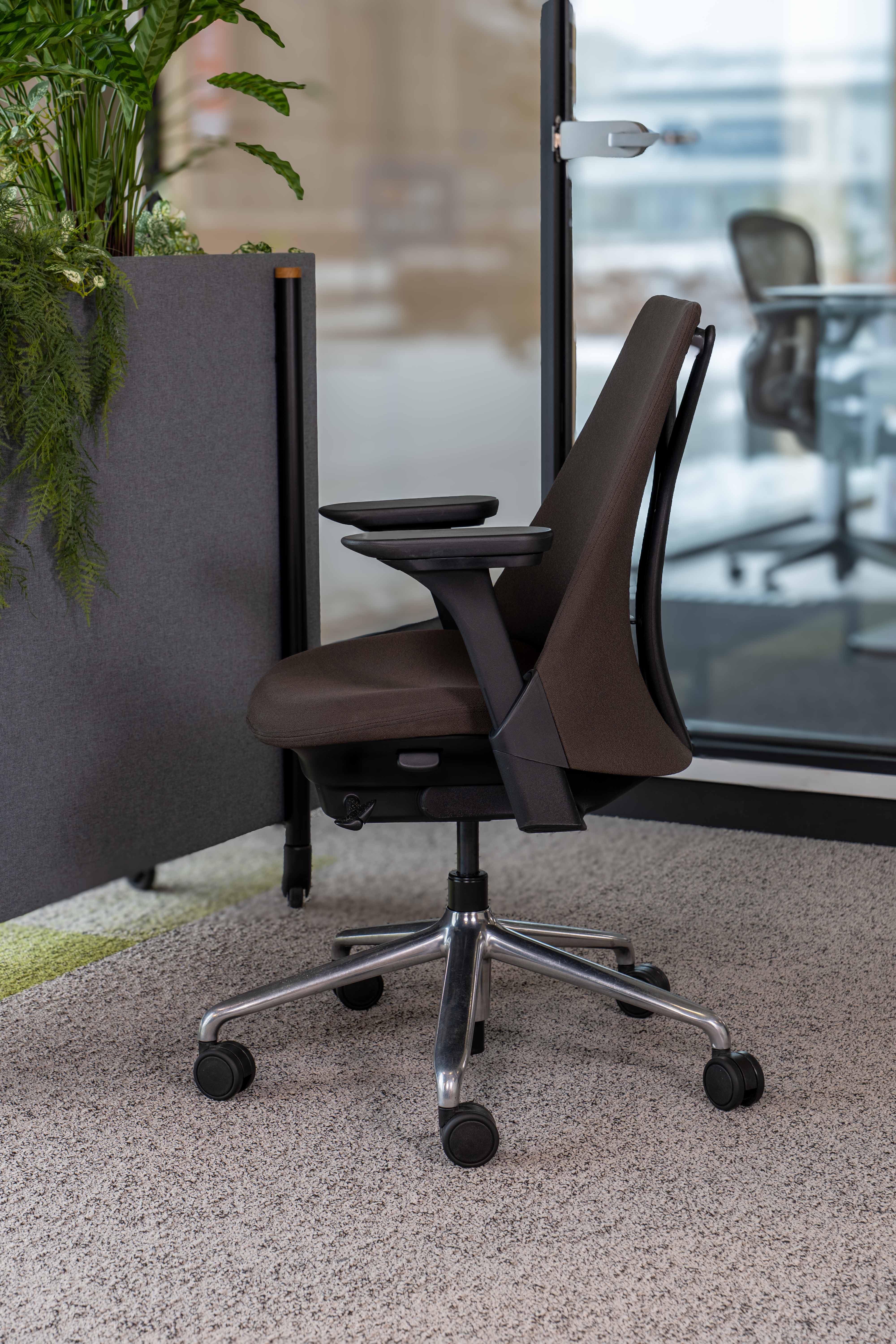 Herman Miller Sayl Refurbished con todas las opciones