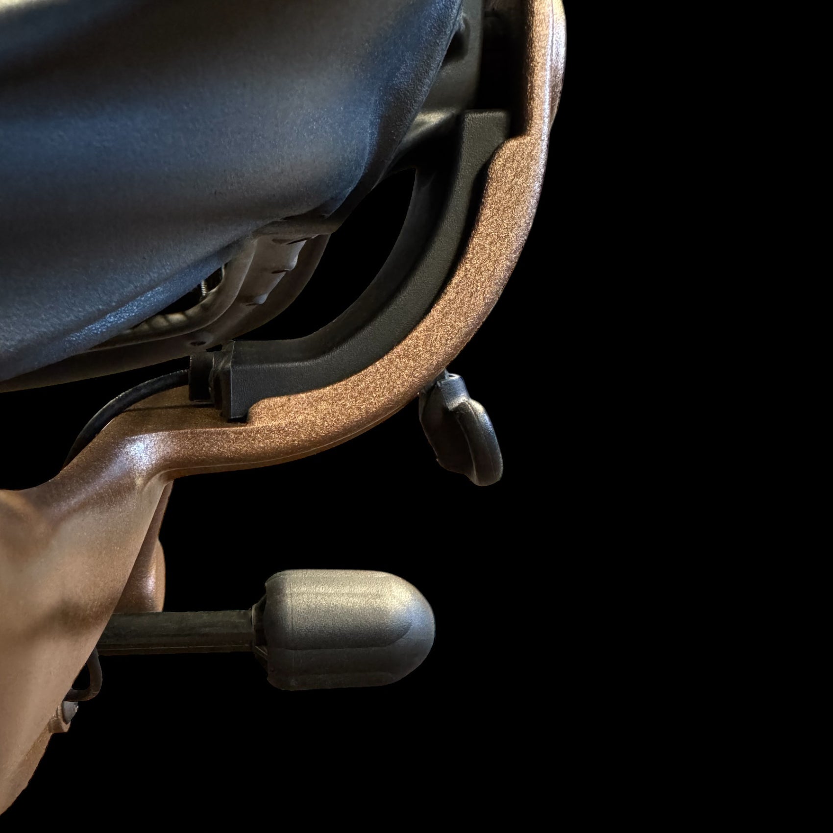 Silla Herman Miller Aeron Classic reacondicionada (Custom Oro Elios)